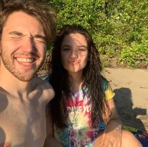 Meet your Posher, Gabriela